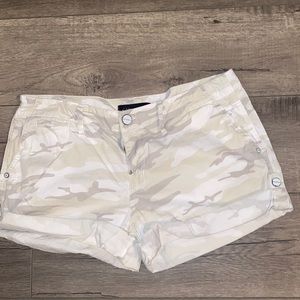 Sanctuary Brand Camo Shorts size 28